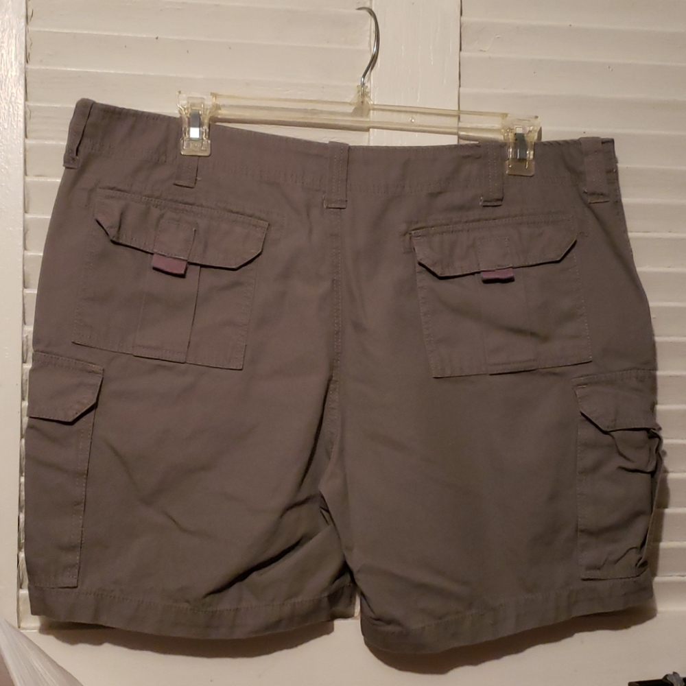 Guide Gear Shorts - Picture 3 of 5
